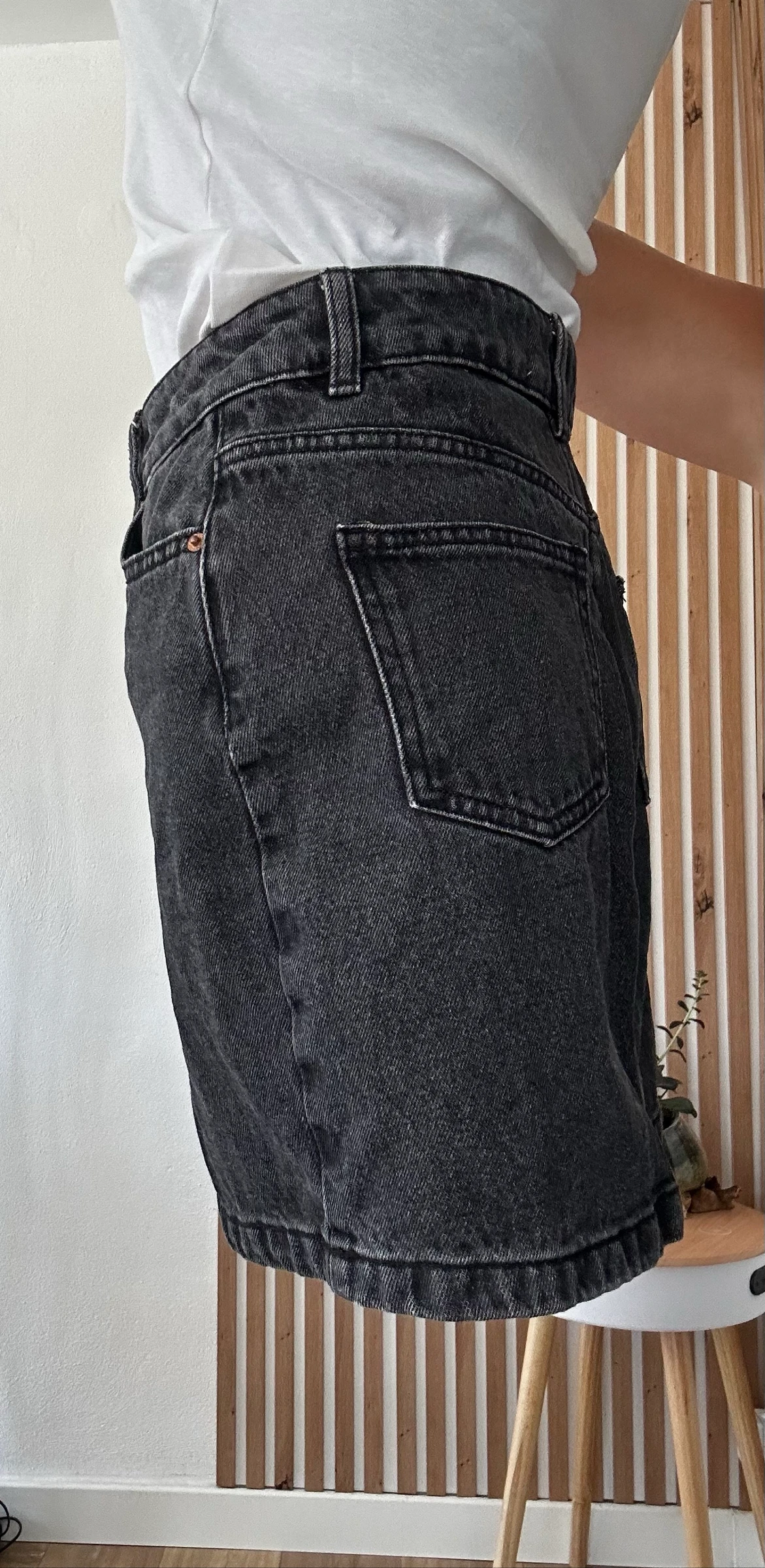 Distressed black denim skirt Jennyfer – Size XS – Buttoned – photo 4